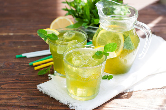 Homemade mint lemonade