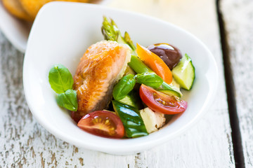 Crispy baked salmon with delicious vegetable