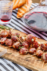 stuffed dates with bacon