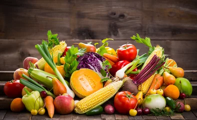 Zelfklevend Fotobehang Groenten Verse groenten en fruit
