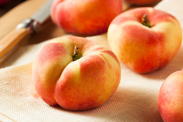 Raw Organic Donut Saturn Peaches