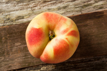 Raw Organic Donut Saturn Peaches