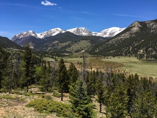 Fototapeta na wymiar Summer at Rocky Mountain National Park