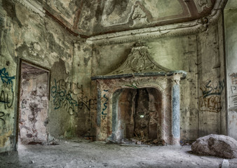 Verlassene Geistervilla Rossa