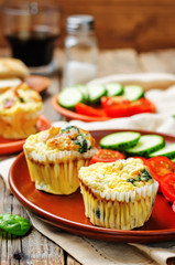 Bacon Spinach egg muffin