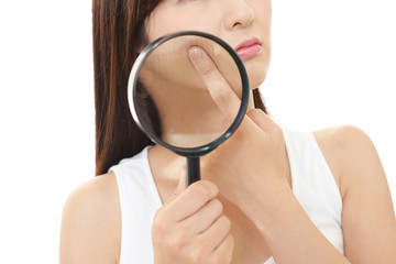 お肌が気になる女性