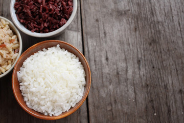 Red whith and whole rice