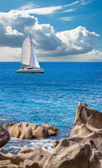 Fototapeta na wymiar catamaran aux Seychelles 