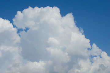 Naklejka na ściany i meble Cumulus clouds