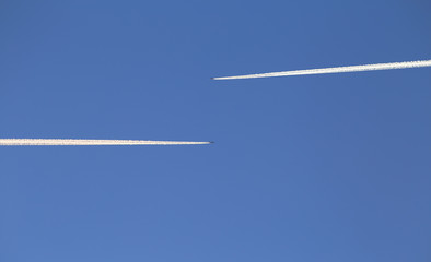 Aircraft that fly towards each other