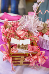 Décorations de table dans le cadre d'une fête de première communion