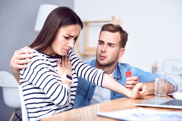 Obraz premium Moody beautiful woman feeling pain