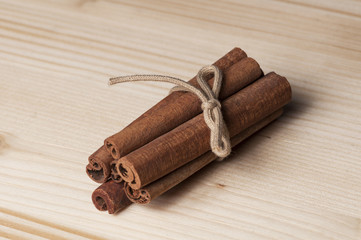Cinnamon sticks