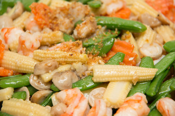  fried mixed vegetabli with shrimp, yummy meal