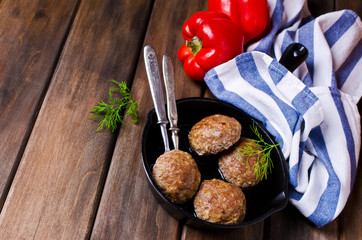 Grilled meat cutlets