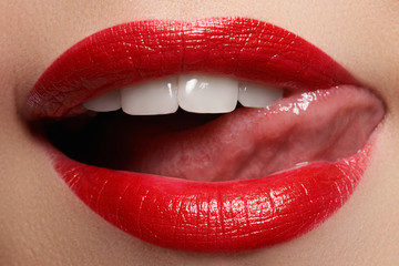 Obraz premium Passionate red lips,macro photography