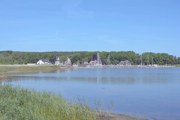 Obraz premium Urlaubsort Kloster auf der Insel Hiddensee in Mecklenburg-Vorpommern,Ostsee,Deutschland