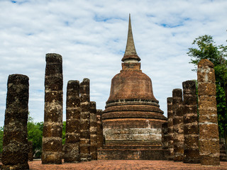 Fototapeta premium An ancient sandstone pagoda in Chana Songkhram Temple, Sukhothai Historical Park, Sukhothai, Thailand