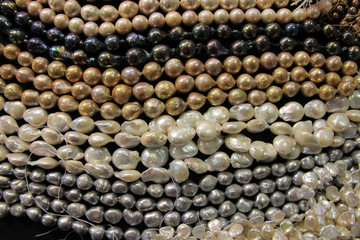 Pearlecklaces as a background