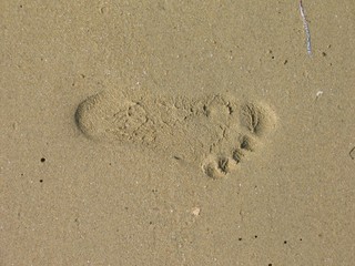 Fototapeta na wymiar Footstep in the sand