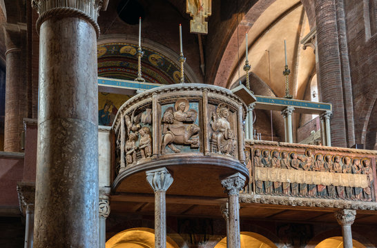 Interior of the Modena Cathedral, consecrated in 1184. The cathedral is an important Romanesque building in Europe and a UNESCO World Heritage Site since 1997.