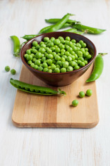 Green peas in bow