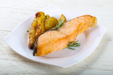 Baked salmon with potato