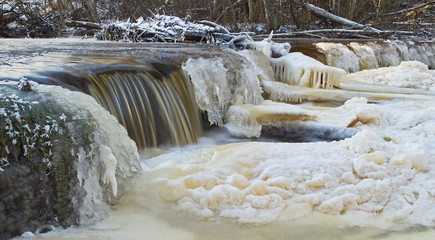 Veldzes waterfall