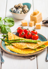 Scrambled eggs with asparagus 