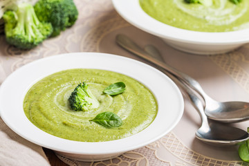 Broccoli cream soup