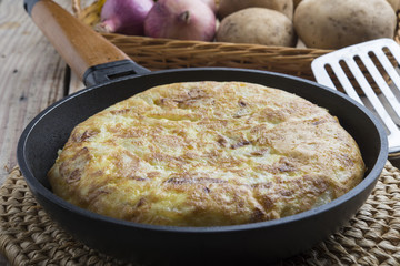 Tortilla de patatas (typical food spanish)