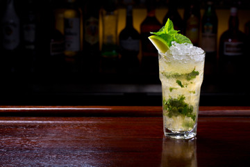 lemon mojito cocktail or lemonade on the bar.