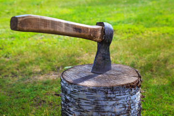 топор плотницкий