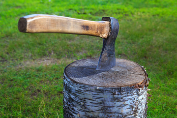 топор плотницкий