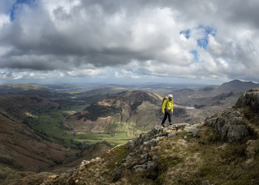 England, Cumbria, Lake District, Langdale, Harrison Stickle, climber