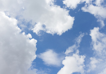 Obraz premium clouds in summer sky