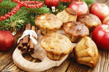 Apple muffins
