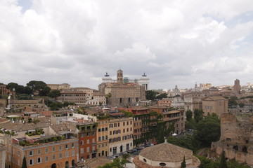 Fototapeta na wymiar Paysage urbain à Rome, Italie