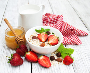Muesli with strawberries