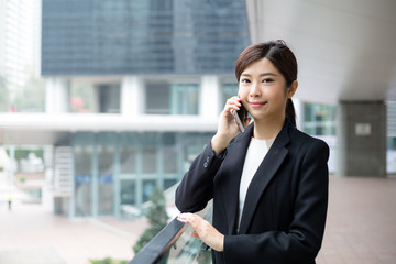 Businesswoman chat on mobile phone