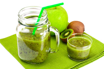 Kiwi and Apple Fresh Juice