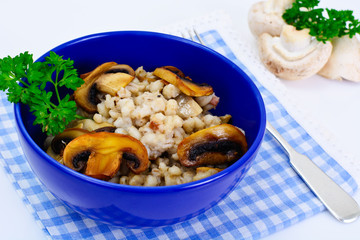Barley Porridge with Mushrooms