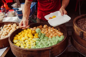 Foto op Plexiglas Steamed buns food stall in Chinatown, Kuala Lumpur, Malaysia © Elena Ermakova