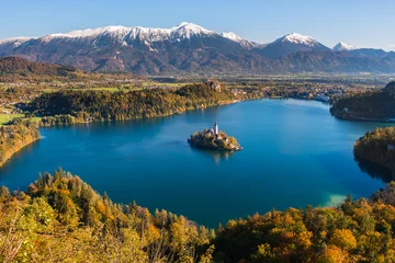 Fototapeten Panoramic view of Lake Bled from Mt. Osojnica, Slovenia © Noradoa