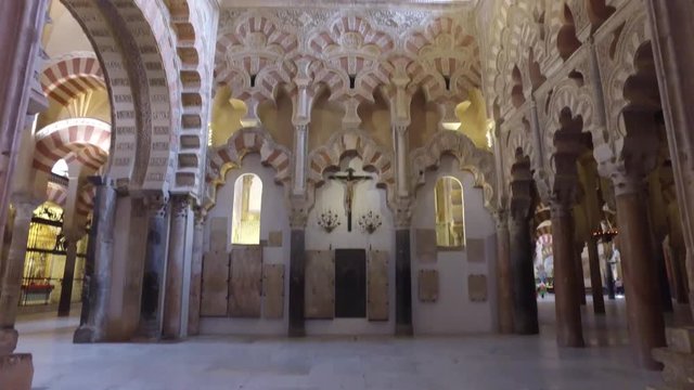 Cordoba, Andalusia, Spagna, Aprile 20, 2016: Cattedrale dell'Immacolata Concezione di Maria Santissima (Ultra High Definition, UltraHD, Ultra HD, UHD, 4K, 2160P, 3840x2160)
