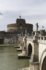 Fototapeta premium Veduta castel sant'angelo con ponte sant'angelo