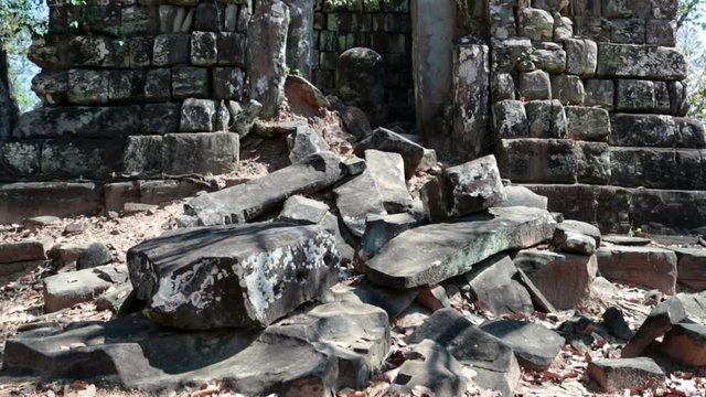 Koh Ker temple complex, death pyramid Prasat Prang, Cambodia