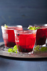 refreshing blueberry drink with lime and mint