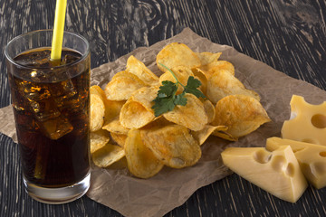 Potato chips, cheese with soda