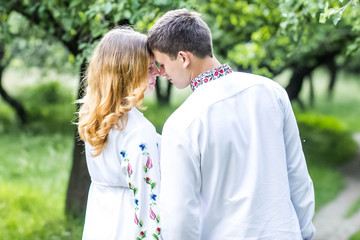 
couple in love embroidery